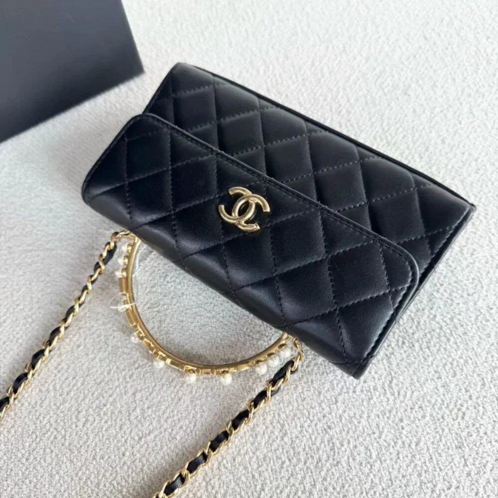 CHANEL brand color